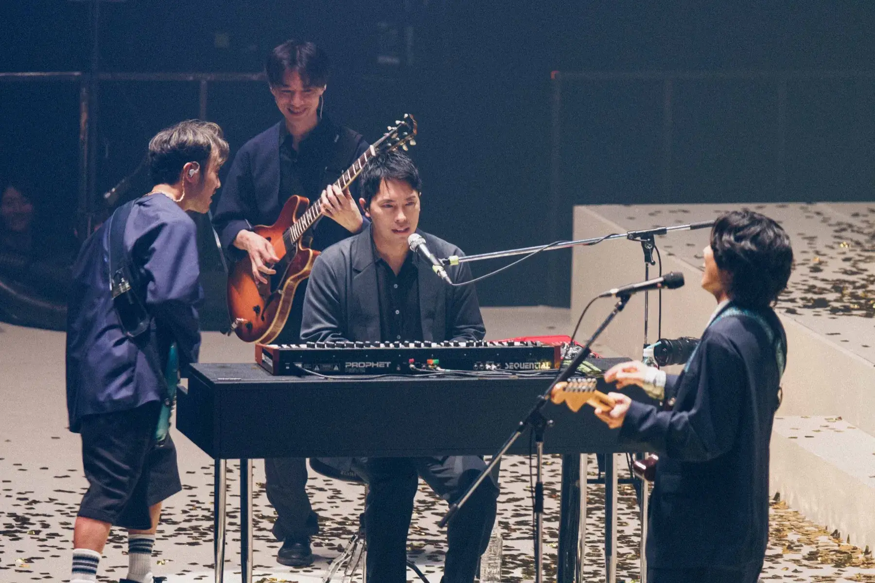 日本武道館公演のライブ写真 33